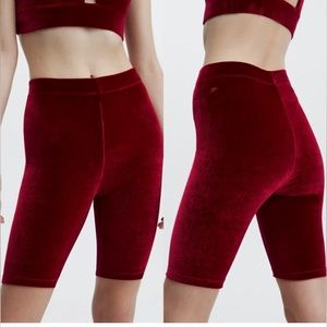 Fabletics High Waisted Velour Bike Shorts size S💥New with tags Stretchy sexy